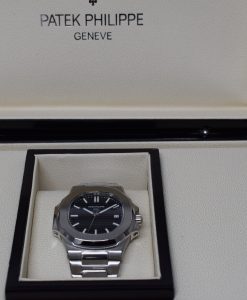 Alternative view of Patek Philippe replica nautilus 5711 black dial