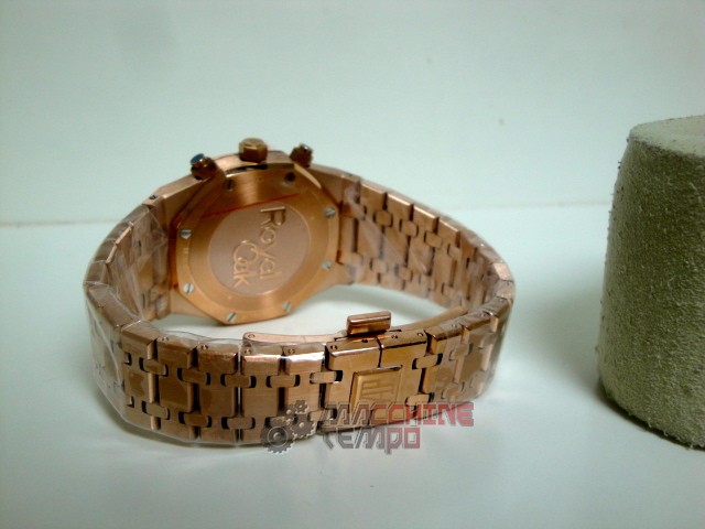 audemars piguet replica chrono offshore leo messi rose gold white dial panda imitazione copia - immagine 6