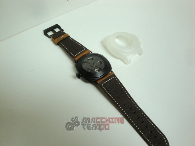 Panerai replica luminor marina black seal pro-hunter pvd cinturino pelle imitazione copia - immagine 8