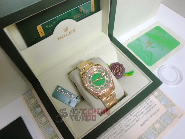 rolex replica daydate ll SARU oro giallo diamond bezel orologio replica copia imitazione - immagine 3