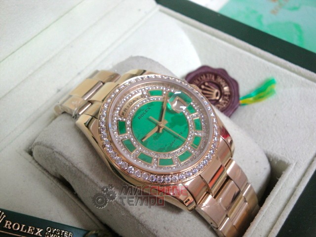 rolex replica daydate ll SARU oro giallo diamond bezel orologio replica copia imitazione - immagine 5
