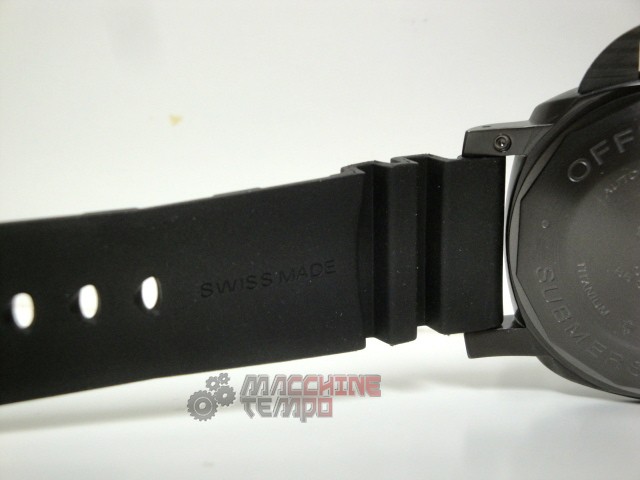 Panerai replica luminor submersible 1950 carbotech 3 days automatic 47mm PAM00616 imitazione copia - immagine 11