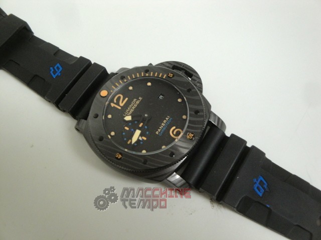 Panerai replica luminor submersible 1950 carbotech 3 days automatic 47mm PAM00616 imitazione copia - immagine 12