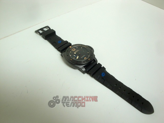 Panerai replica luminor submersible 1950 carbotech 3 days automatic 47mm PAM00616 imitazione copia - immagine 2