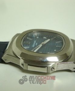 Alternative view of patek philippe replica nautilus bue dial skeletron acciaio strip leather orologio imitazione