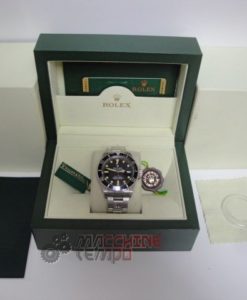 Alternative view of rolex replica vintage submariner data red writing plexi glass