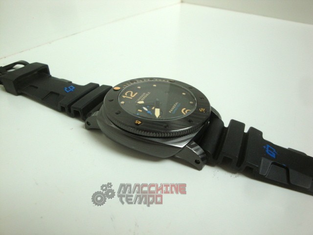 Panerai replica luminor submersible 1950 carbotech 3 days automatic 47mm PAM00616 imitazione copia - immagine 3