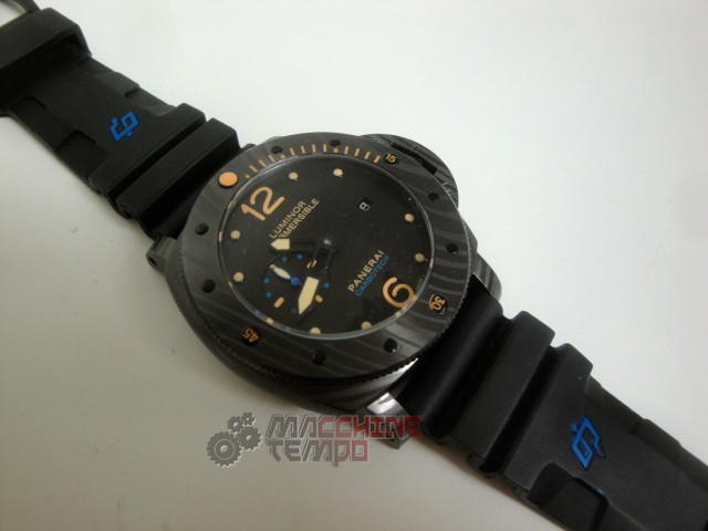 Panerai replica luminor submersible 1950 carbotech 3 days automatic 47mm PAM00616 imitazione copia - immagine 6
