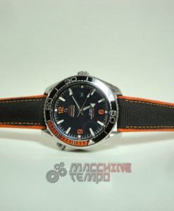 Alternative view of Omega replica seamaster planet ocean acciaio black dial strip cordura imitazione copia