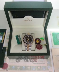 Alternative view of rolex replica vintage GMT master II acciaio oro black dial jubilèè plexi glass