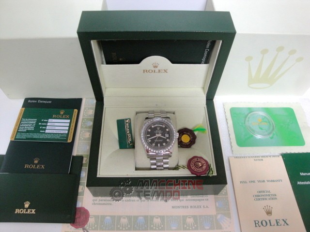rolex replica daydate ll platinum white gold black dial brillantini bezel orologio replica copia imitazione - immagine 2