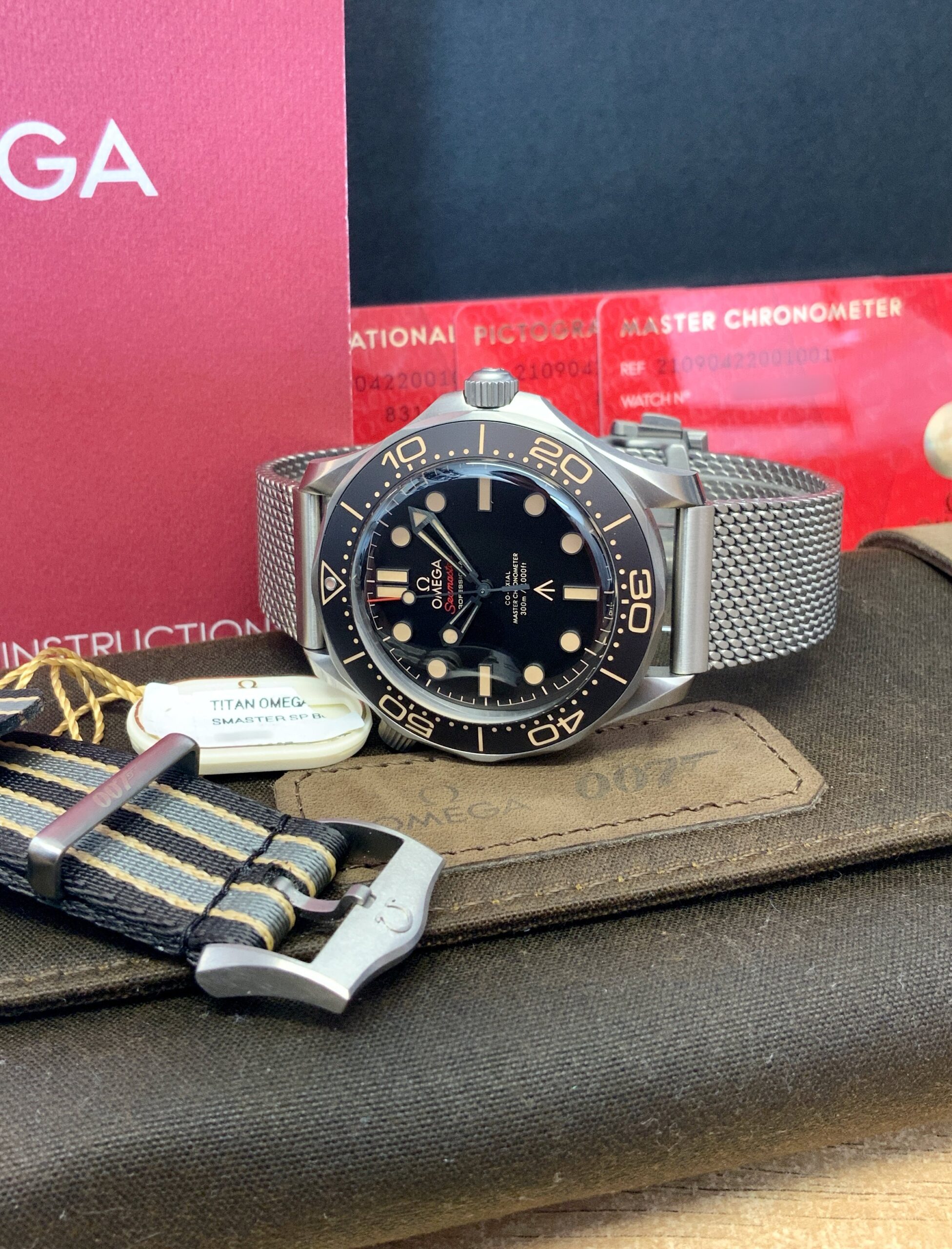Omega replica Seamaster James Bond 007 Edition - immagine 8