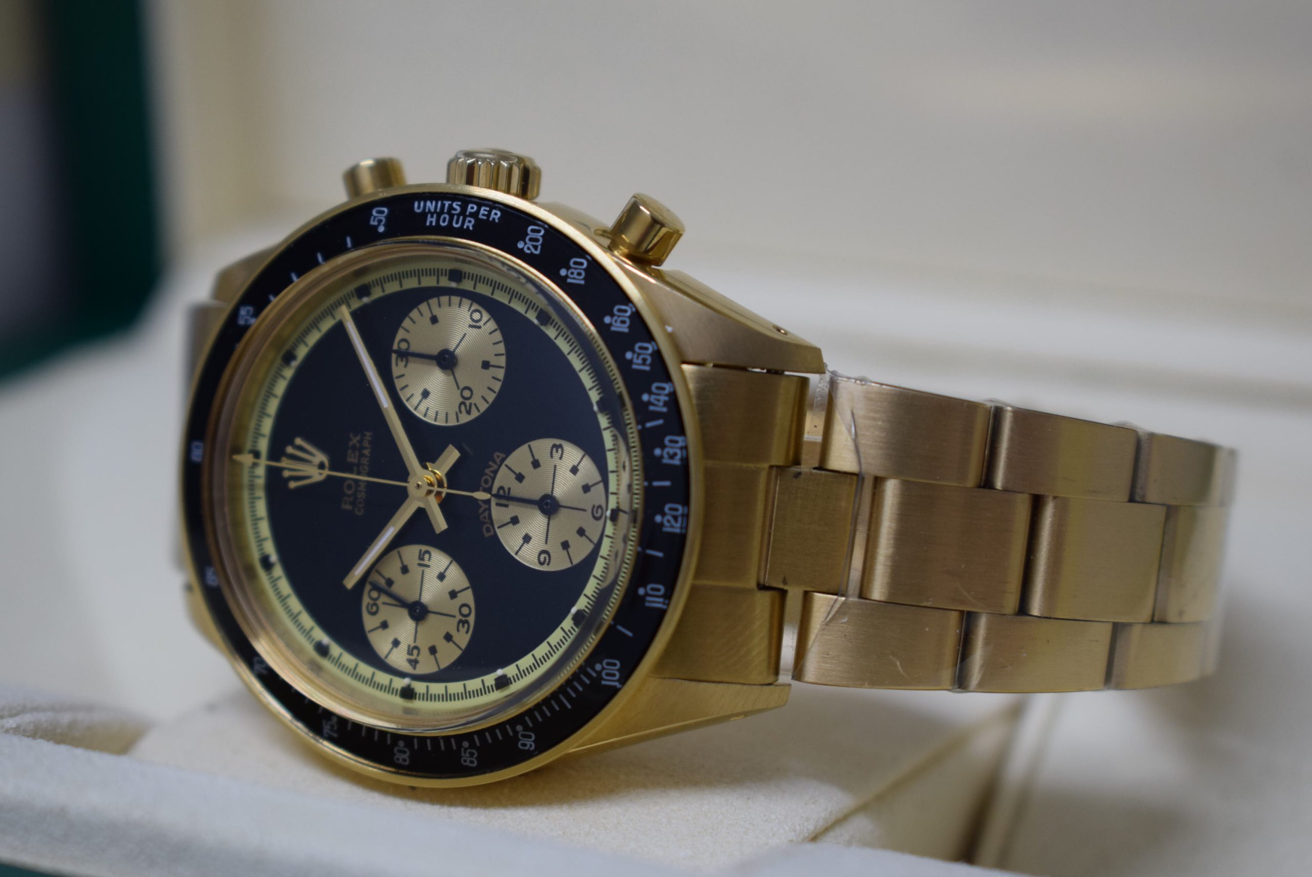 Rolex replica vintage daytona paul newman john player special 6264 yellow gold black dial - immagine 5