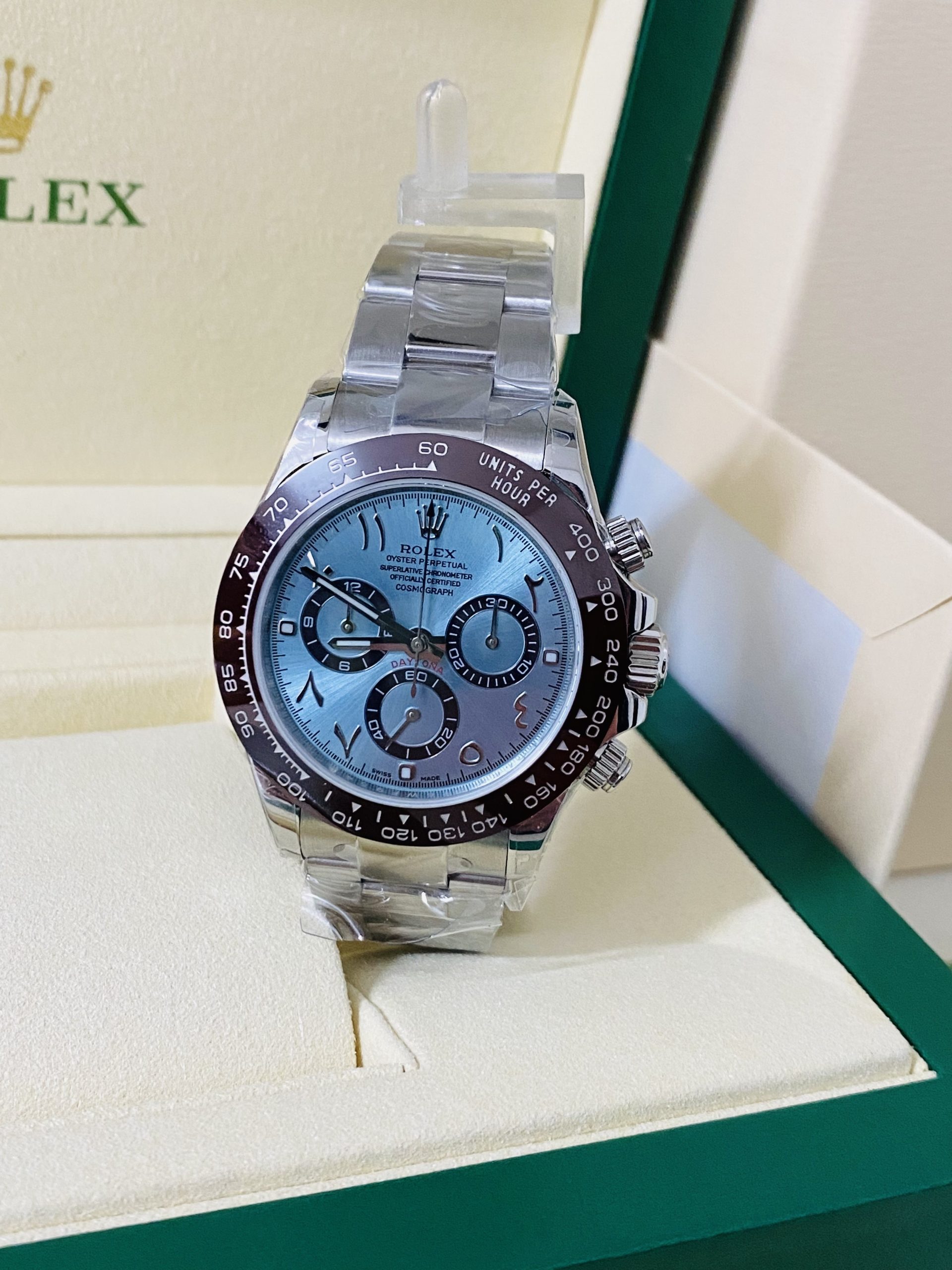Rolex replica daytona 116506 platinum arabic dial
